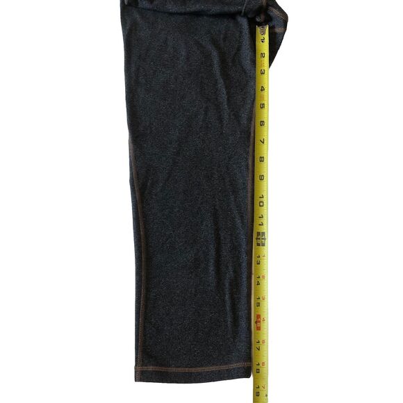 Gap Fit Women’s Capri Leggings Charcoal Gray Stretch Pull On Pocket Size Large - Picture 7 of 13